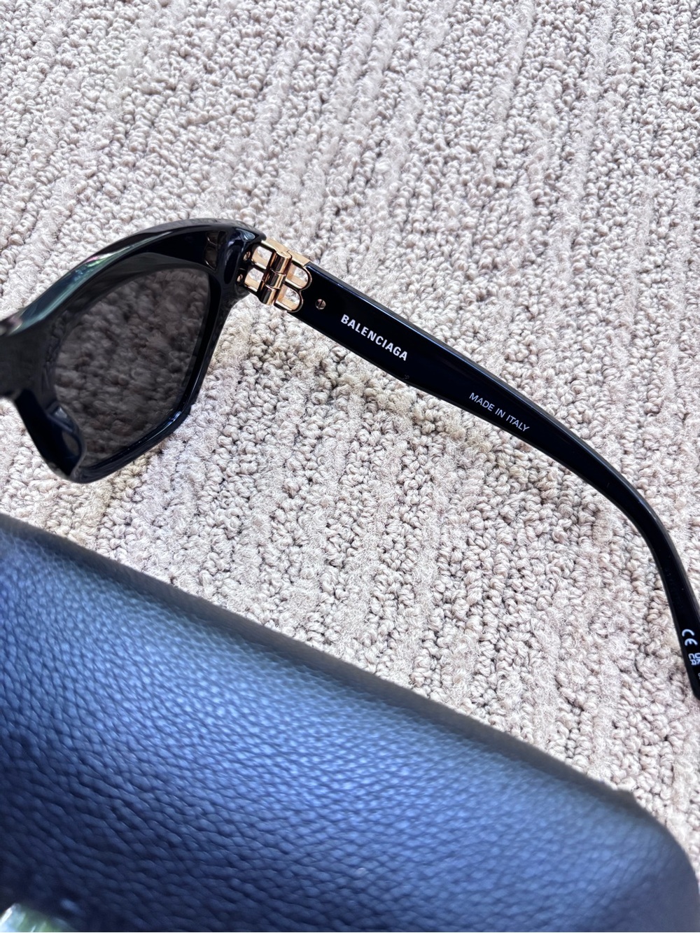 🕶️ balenciaga black frame cat eye sunglasses — BBO132S 🕶️ - Picture 5 of 6